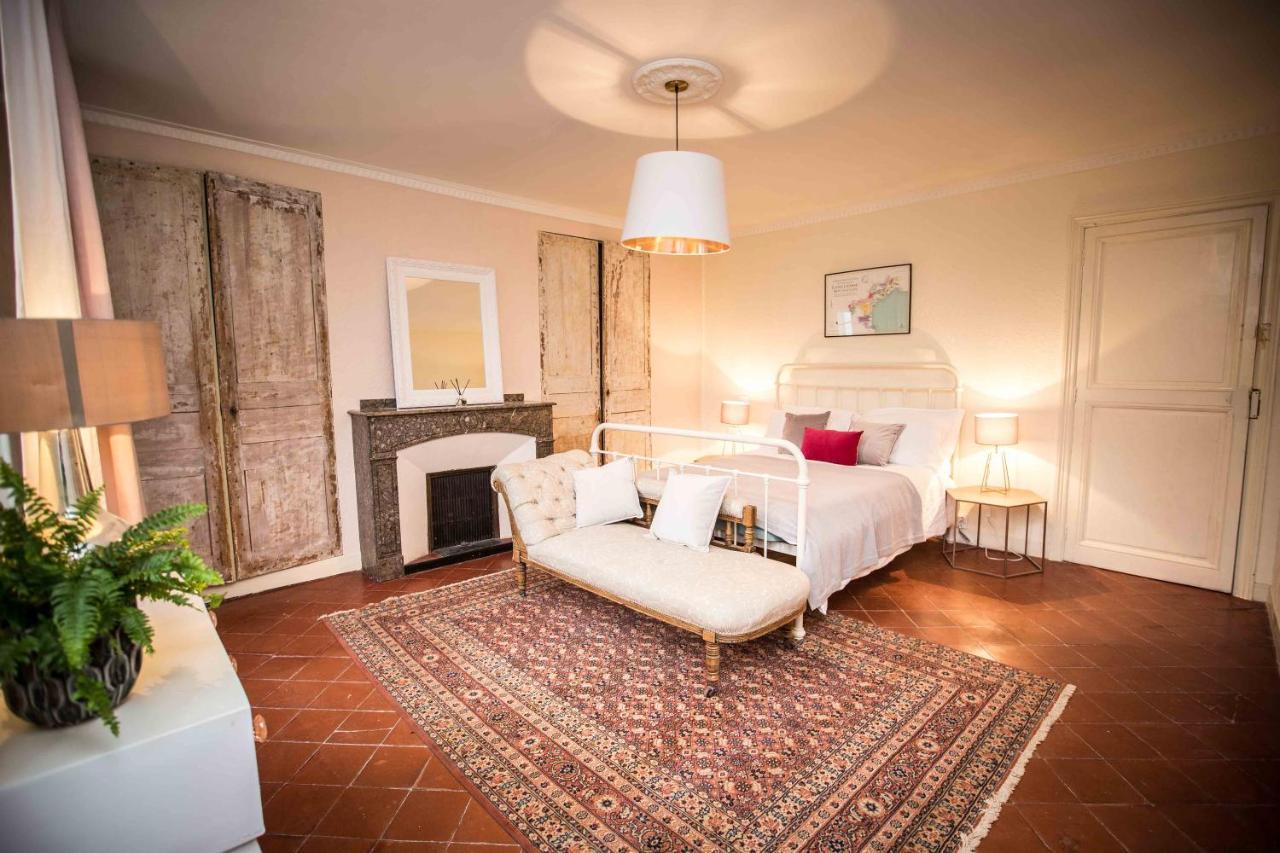 Carcassonne Townhouse Bed & Breakfast Exterior photo